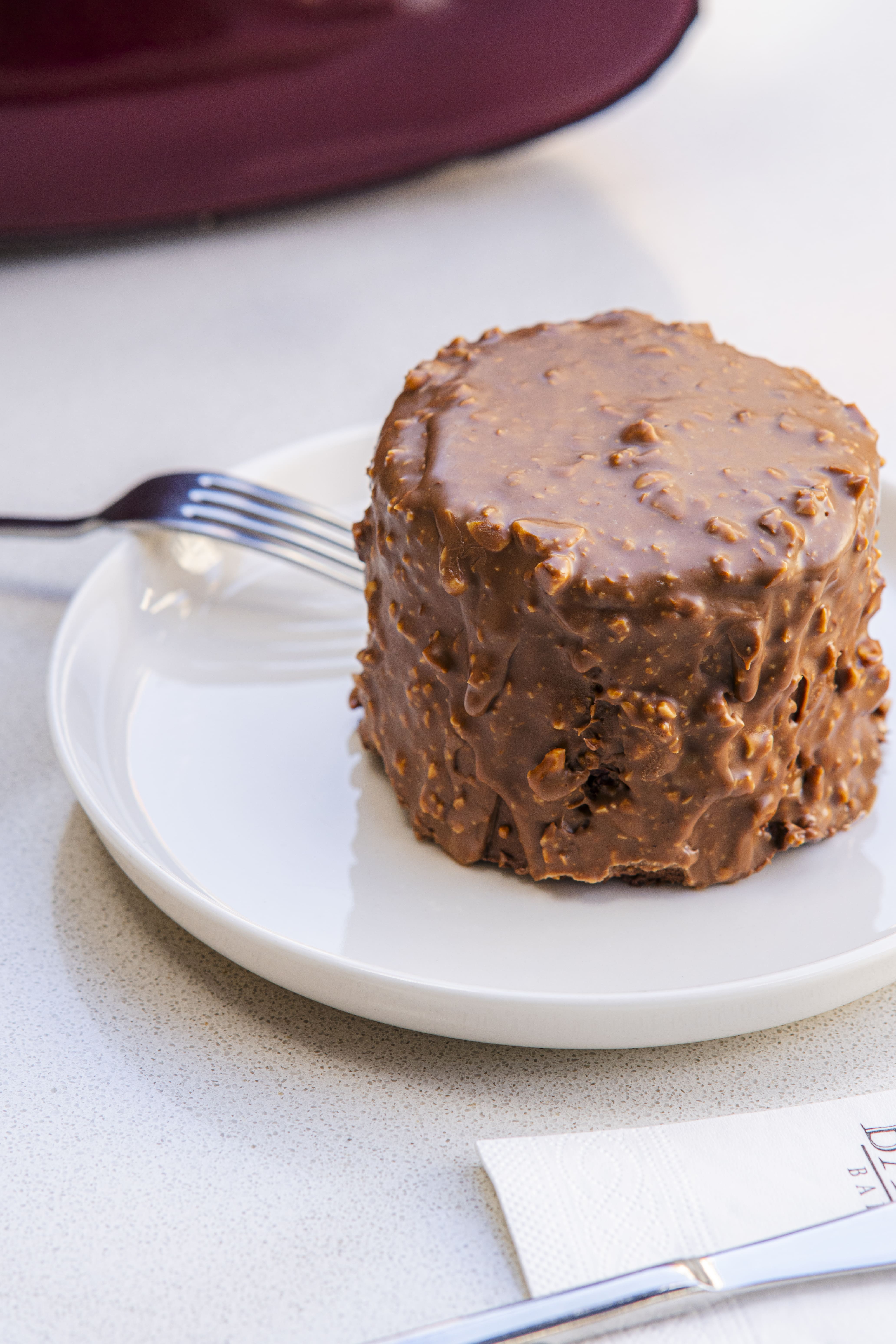 Fındık Krokanlı Pasta